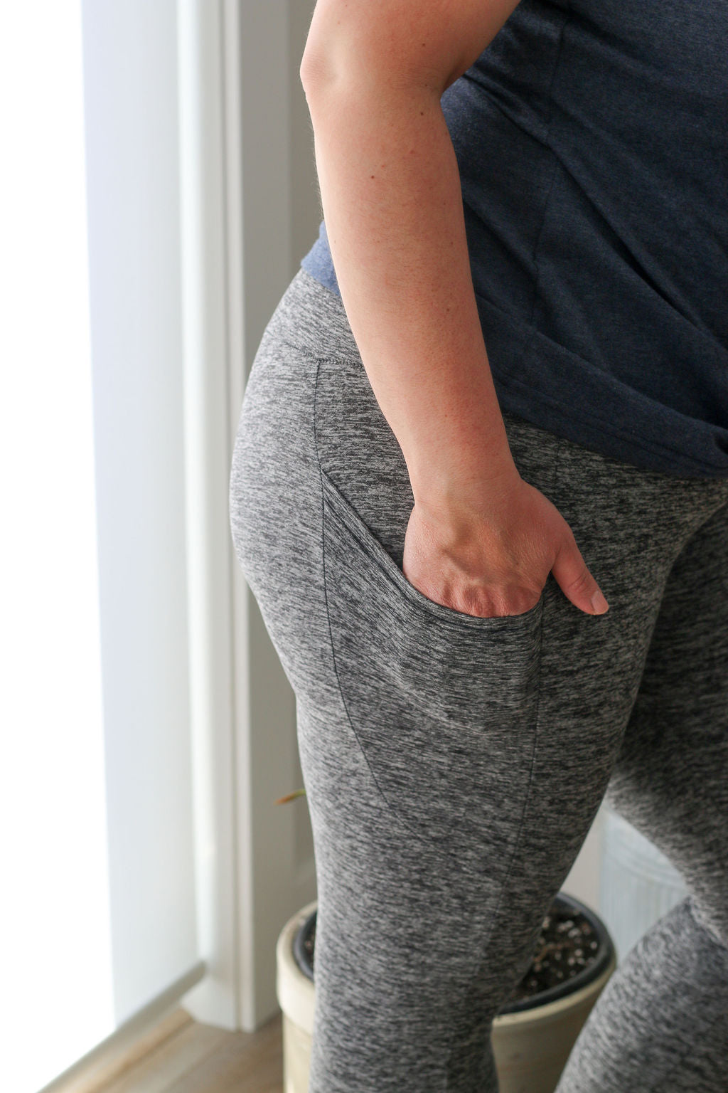*Pre-Sale* Pocket Lolli Legging