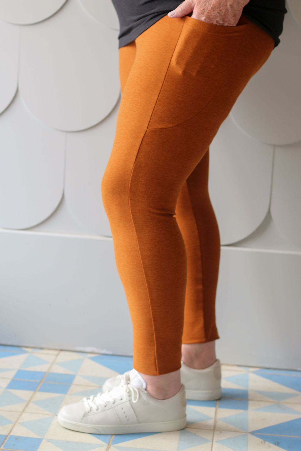 *Pre-Sale* Pocket Lolli Legging