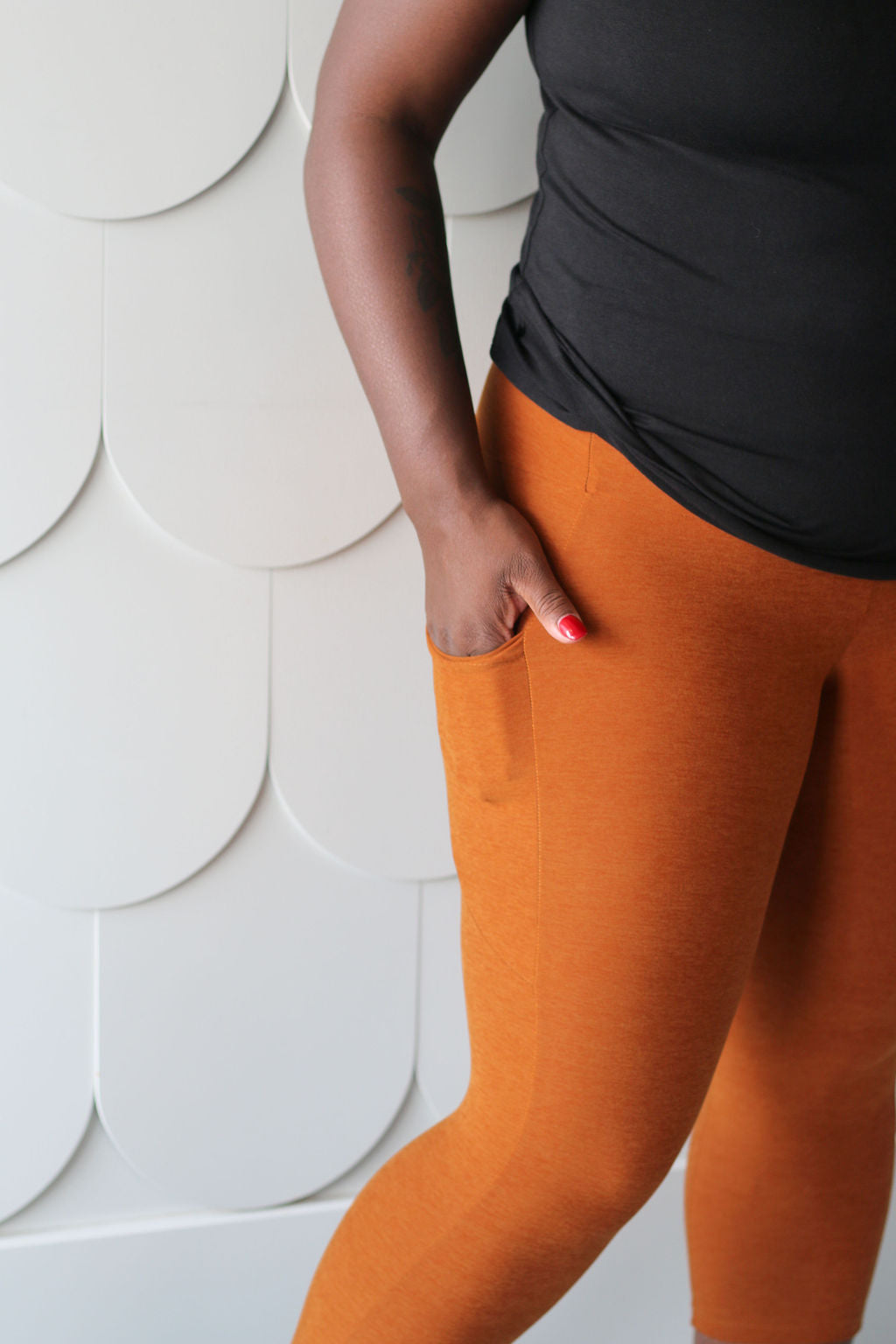 *Pre-Sale* Pocket Lolli Legging