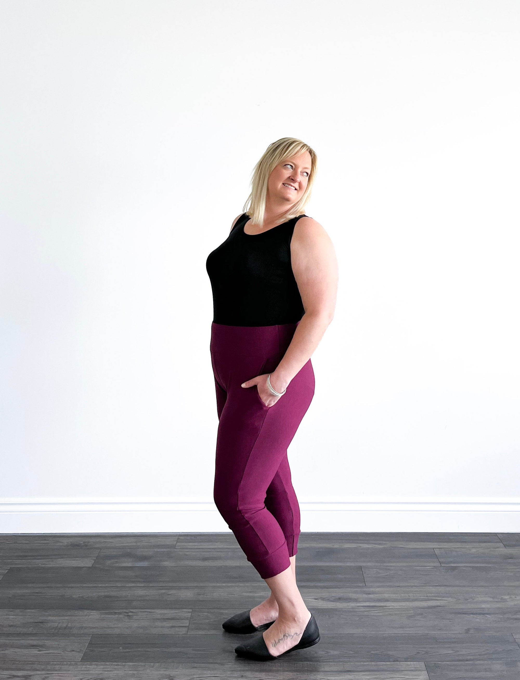 *Pre-Sale* Crop Cuff Pants