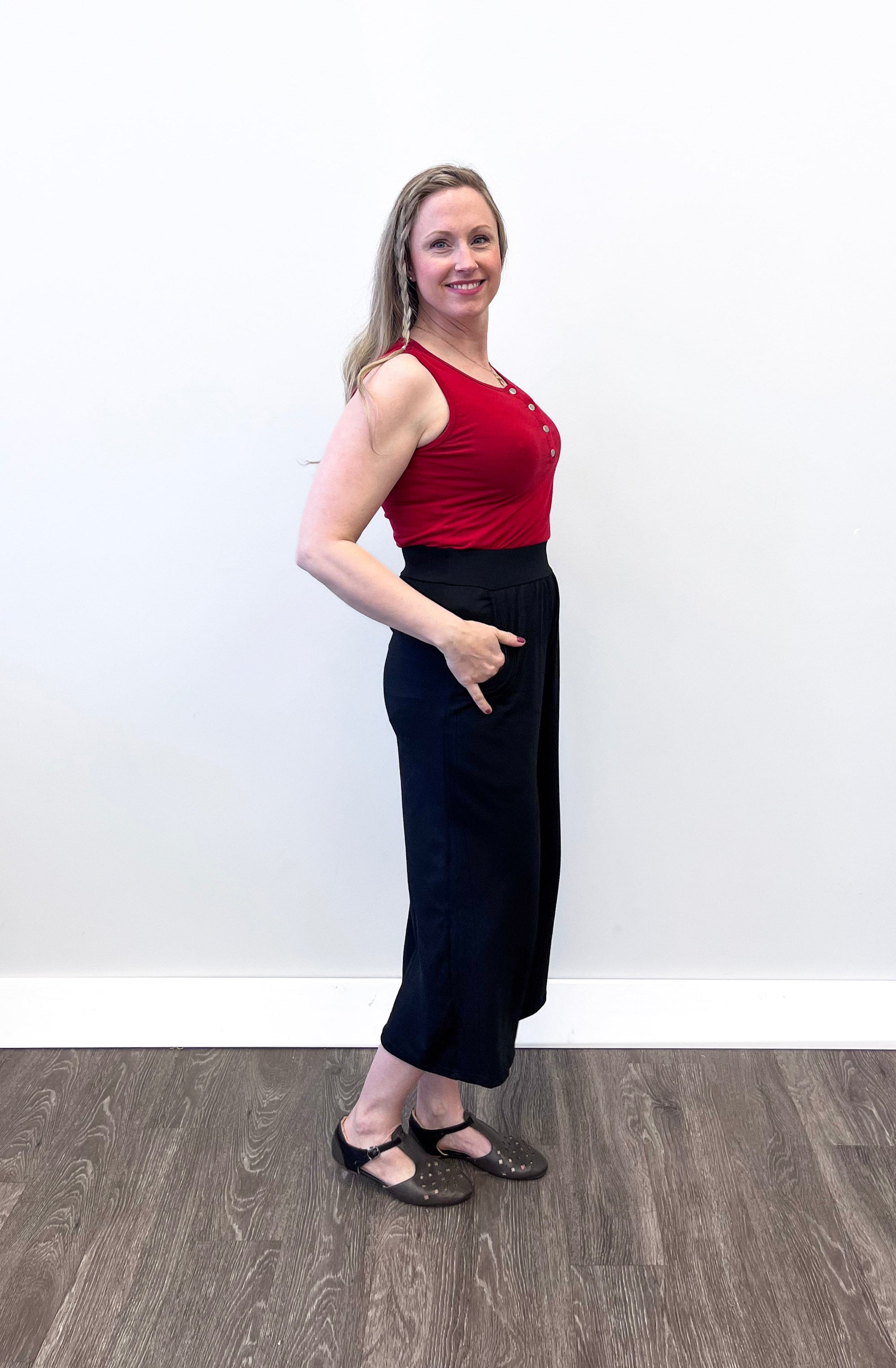 *Pre-Sale* Flowy Crop Pants
