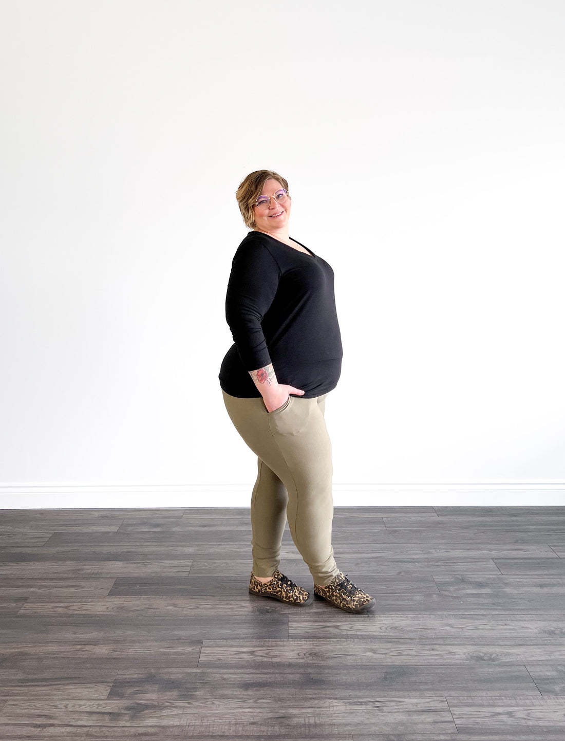 *Pre-Sale* Cuff Pants