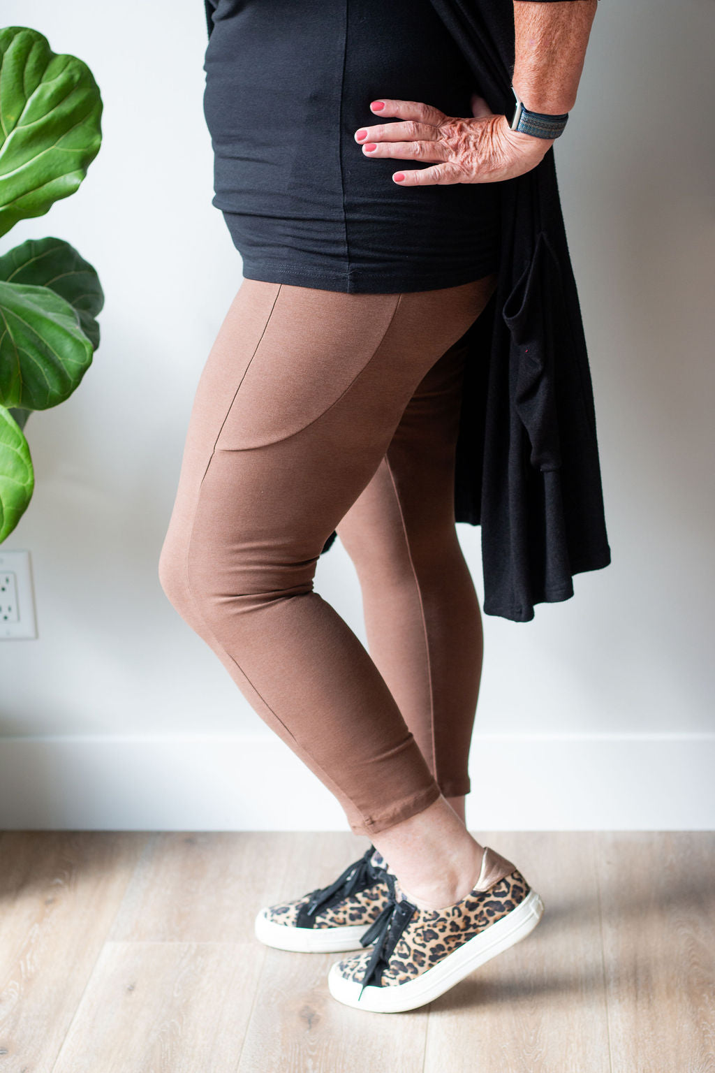 *Pre-Sale* 7/8 Pocket Lolli Legging